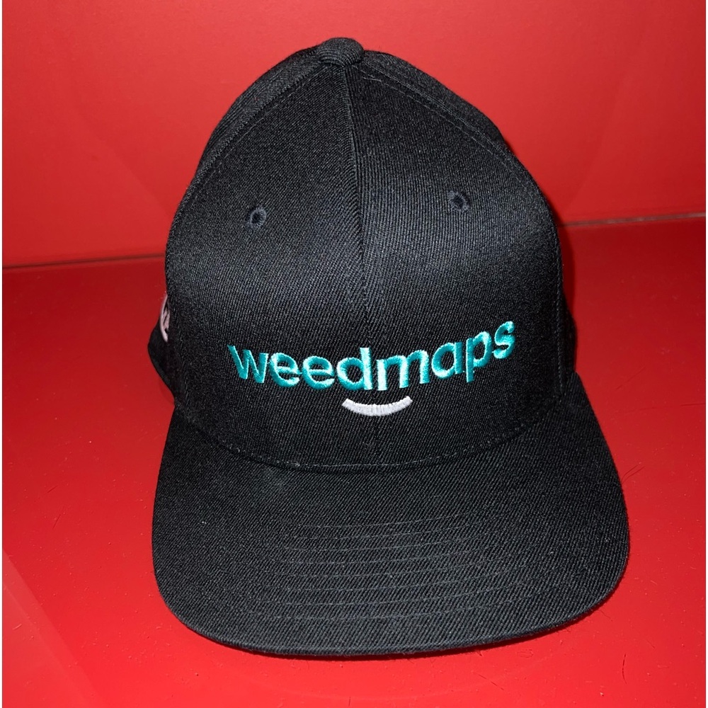Weedmaps hat
